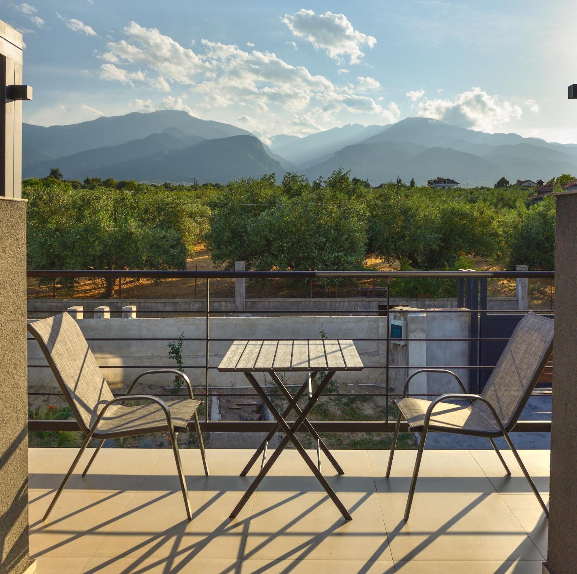 Olive All-Seasons Suites, Panel Hospitality Homes & Villas Litóchoron Dış mekan fotoğraf